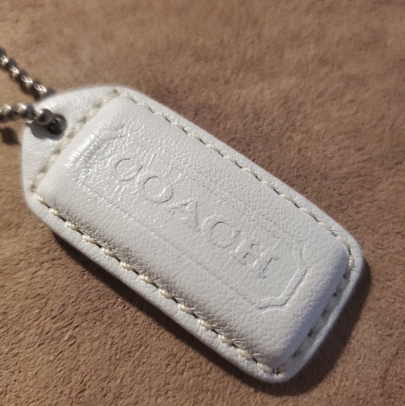 2" COACH LEATHER HANG TAG - Picture 2 of 4